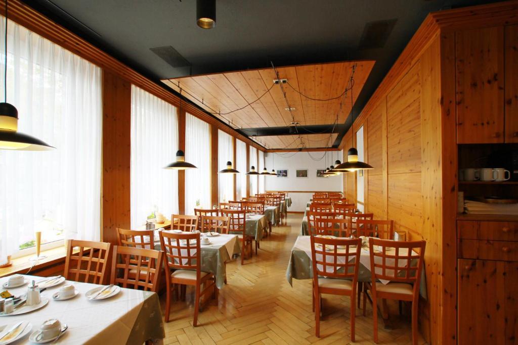Hotel Goldener Hirsch Friedrichshafen Ngoại thất bức ảnh