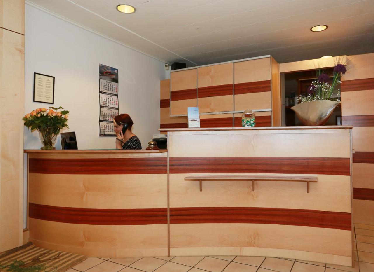 Hotel Goldener Hirsch Friedrichshafen Ngoại thất bức ảnh