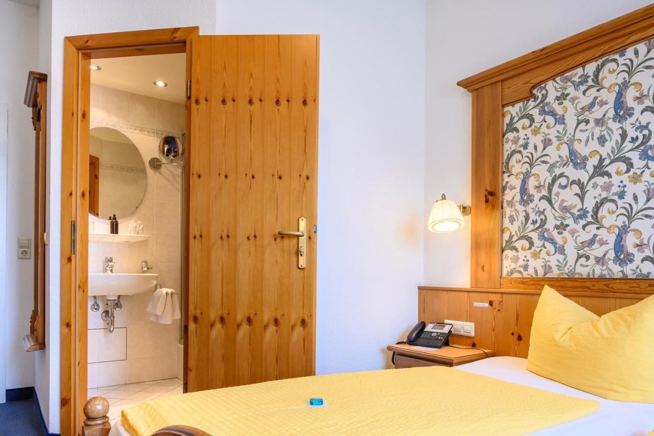Hotel Goldener Hirsch Friedrichshafen Ngoại thất bức ảnh