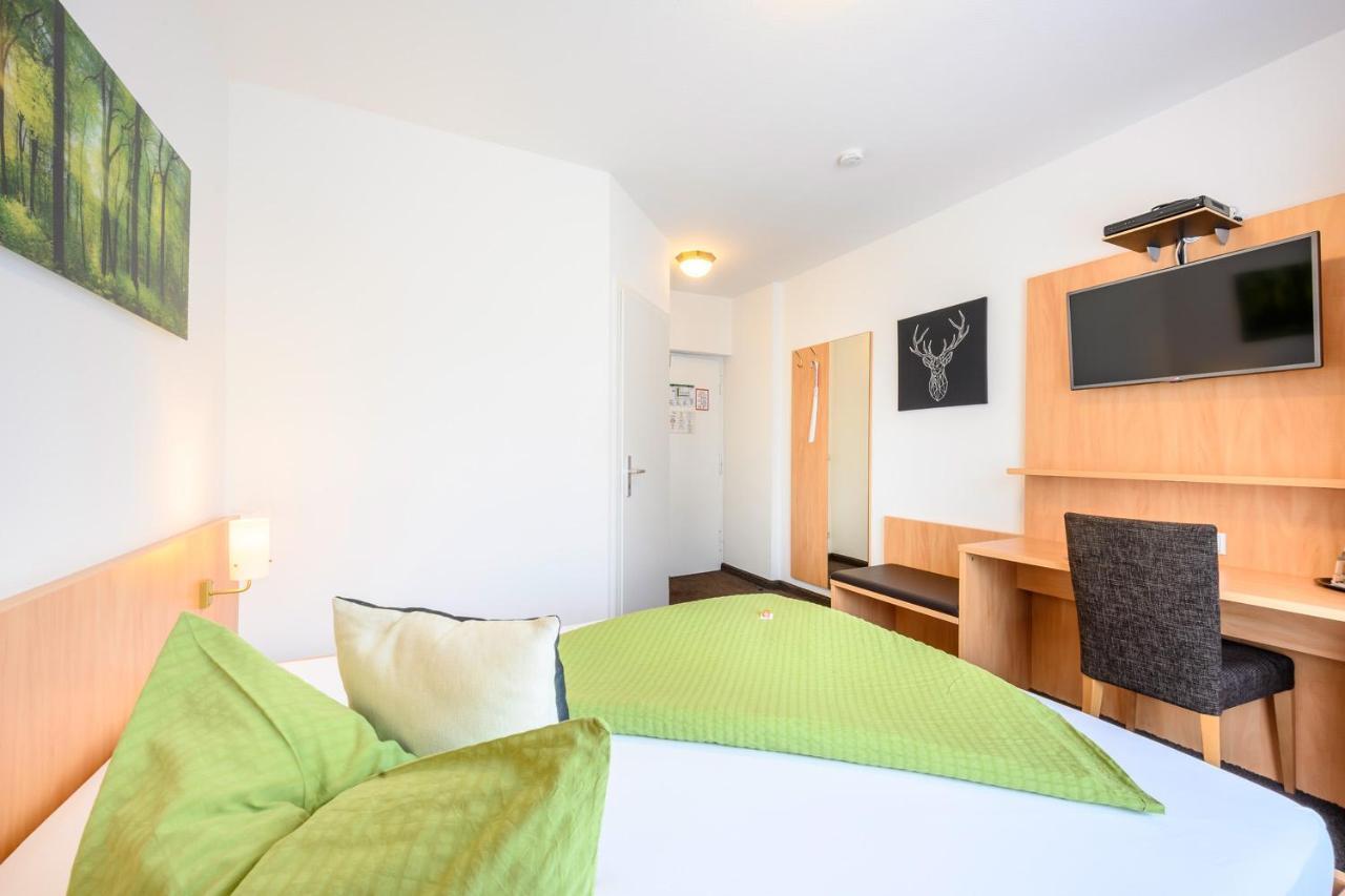 Hotel Goldener Hirsch Friedrichshafen Ngoại thất bức ảnh