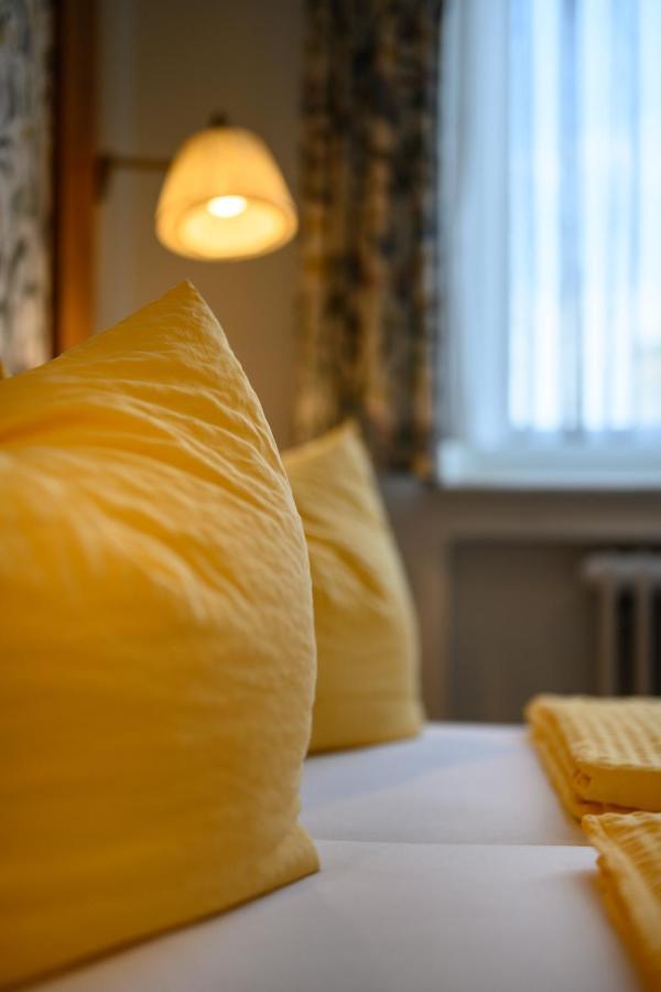 Hotel Goldener Hirsch Friedrichshafen Ngoại thất bức ảnh