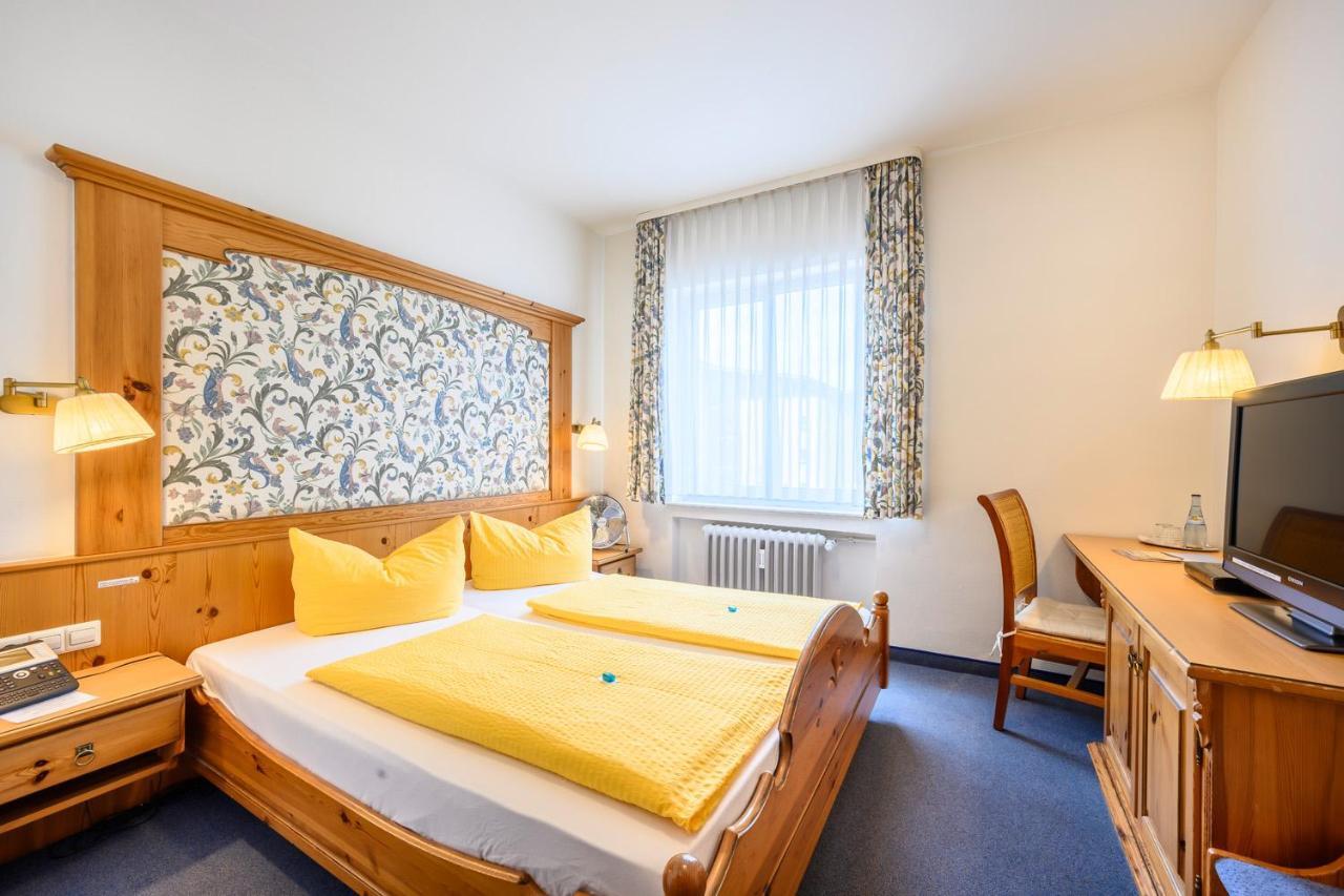Hotel Goldener Hirsch Friedrichshafen Ngoại thất bức ảnh